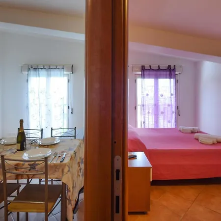 1 Bedroom Amazing In Апартаменты *