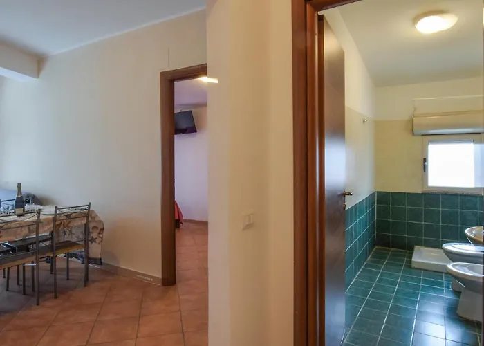 1 Bedroom Amazing In *