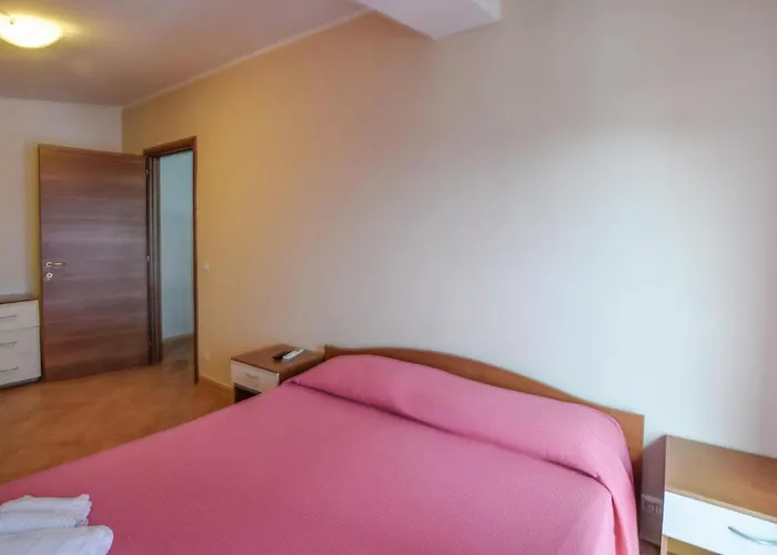 Apartamento 1 Bedroom Amazing In *