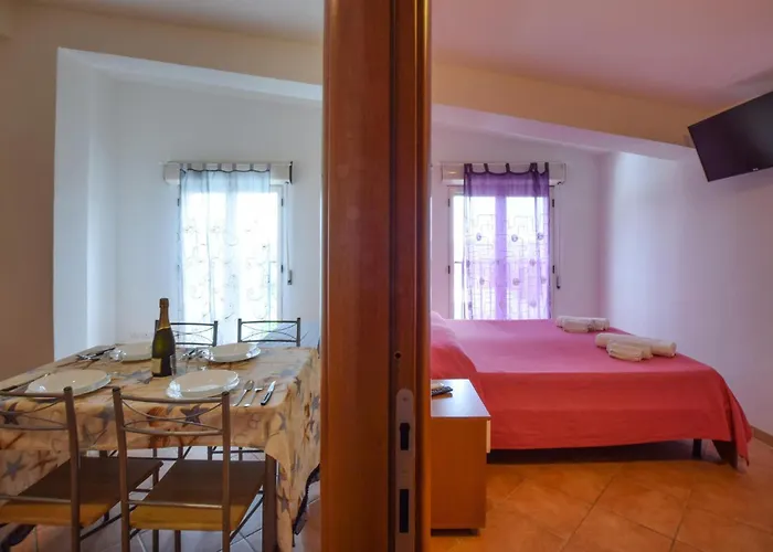 1 Bedroom Amazing In Apartamento *